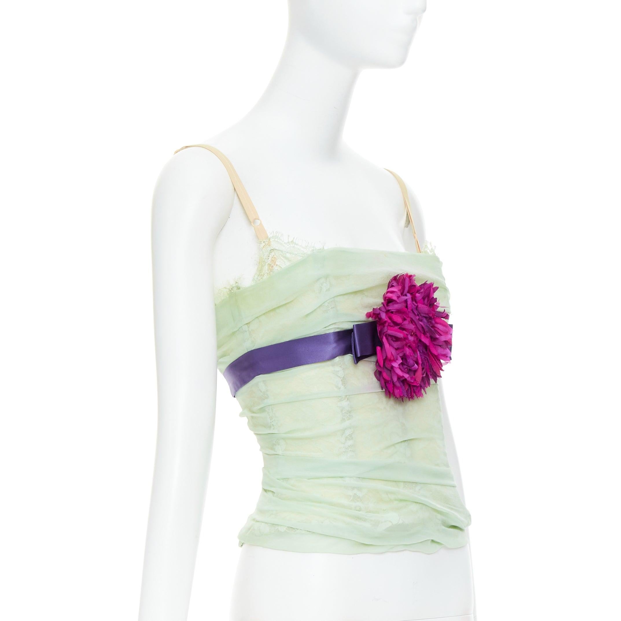 DOLCE GABBANA 2005 Vintage Korsett-Bustier aus grüner Seide mit rosa Blumenapplikation IT40 S (Grau) im Angebot
