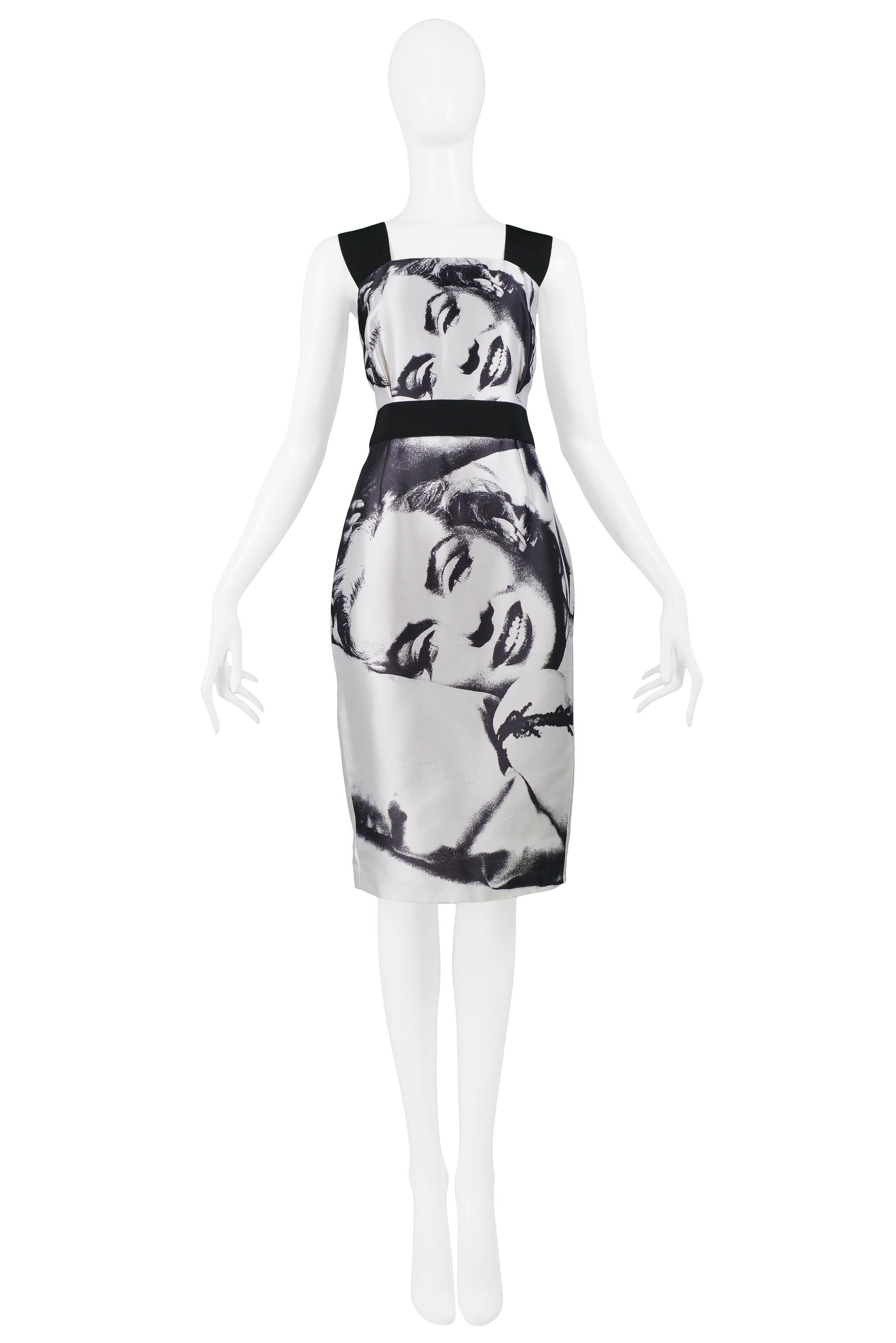 Resurrection Vintage freut sich:: ein Vintage Dolce & Gabbana off-white Seide 