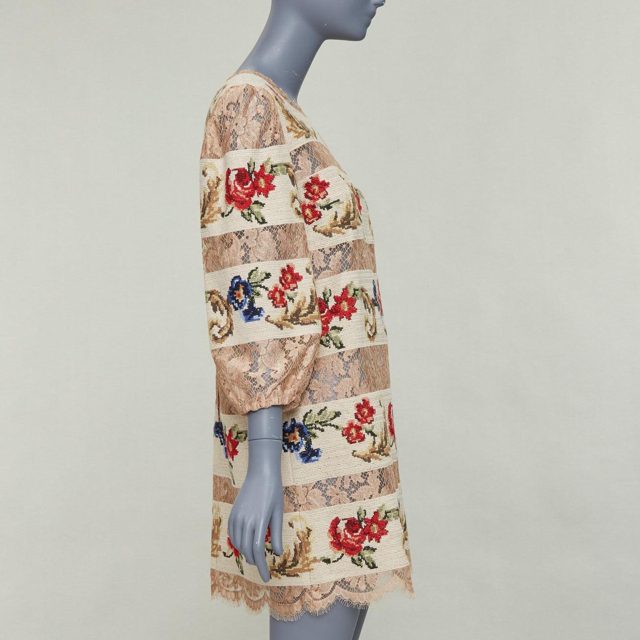 DOLCE GABBANA 2012 Runway baroque needlepoint sheer lace shift dress IT44 L Bon état - En vente à Hong Kong, NT