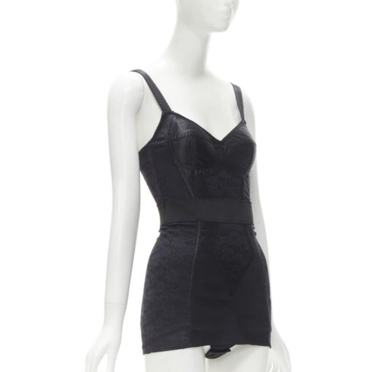 DOLCE GABBANA 2015 Iconic black lace corset bustier mini dress IT36 XS In Excellent Condition In Hong Kong, NT