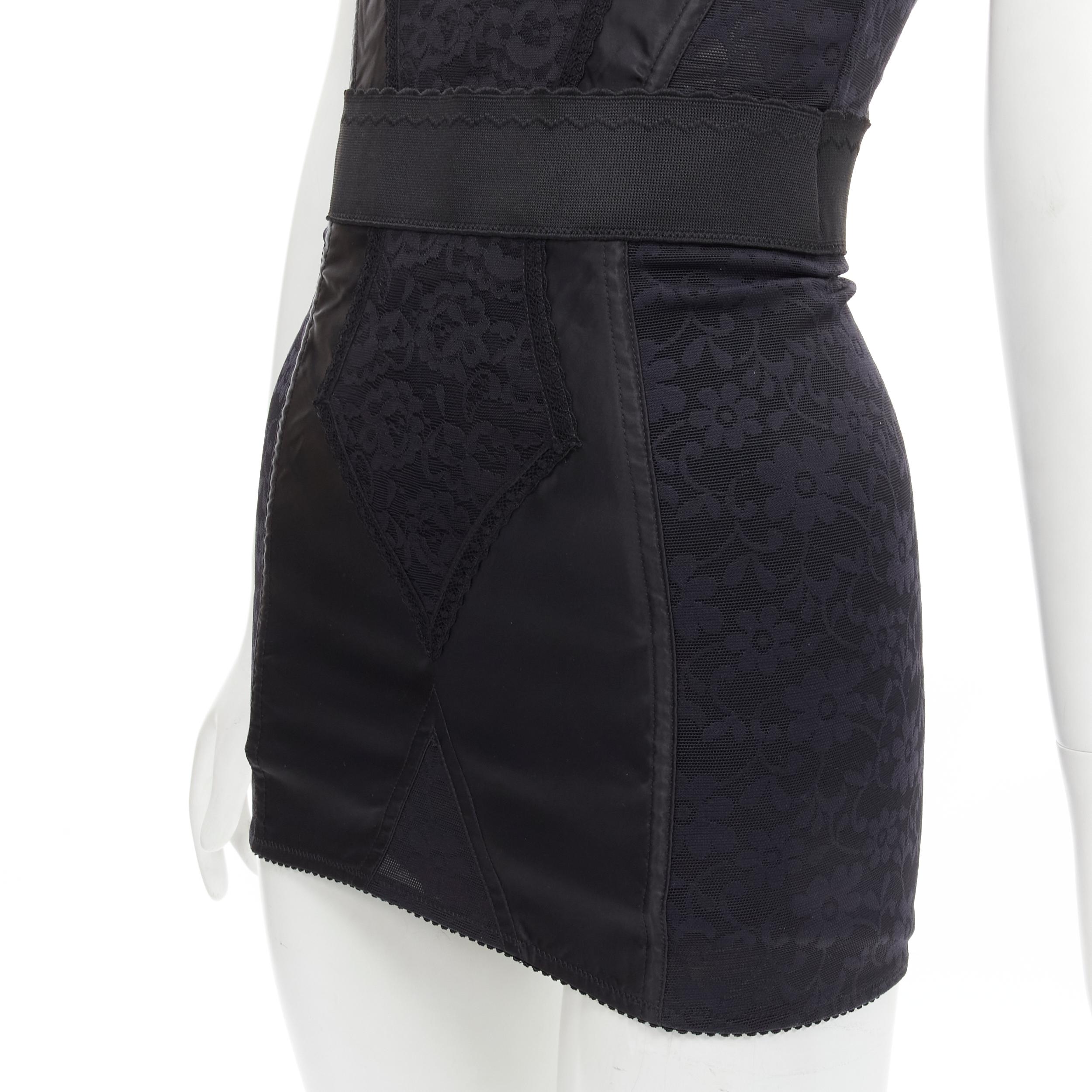 DOLCE GABBANA 2015 Runway Iconic black lace corset bustier mini dress IT36 XS For Sale 2