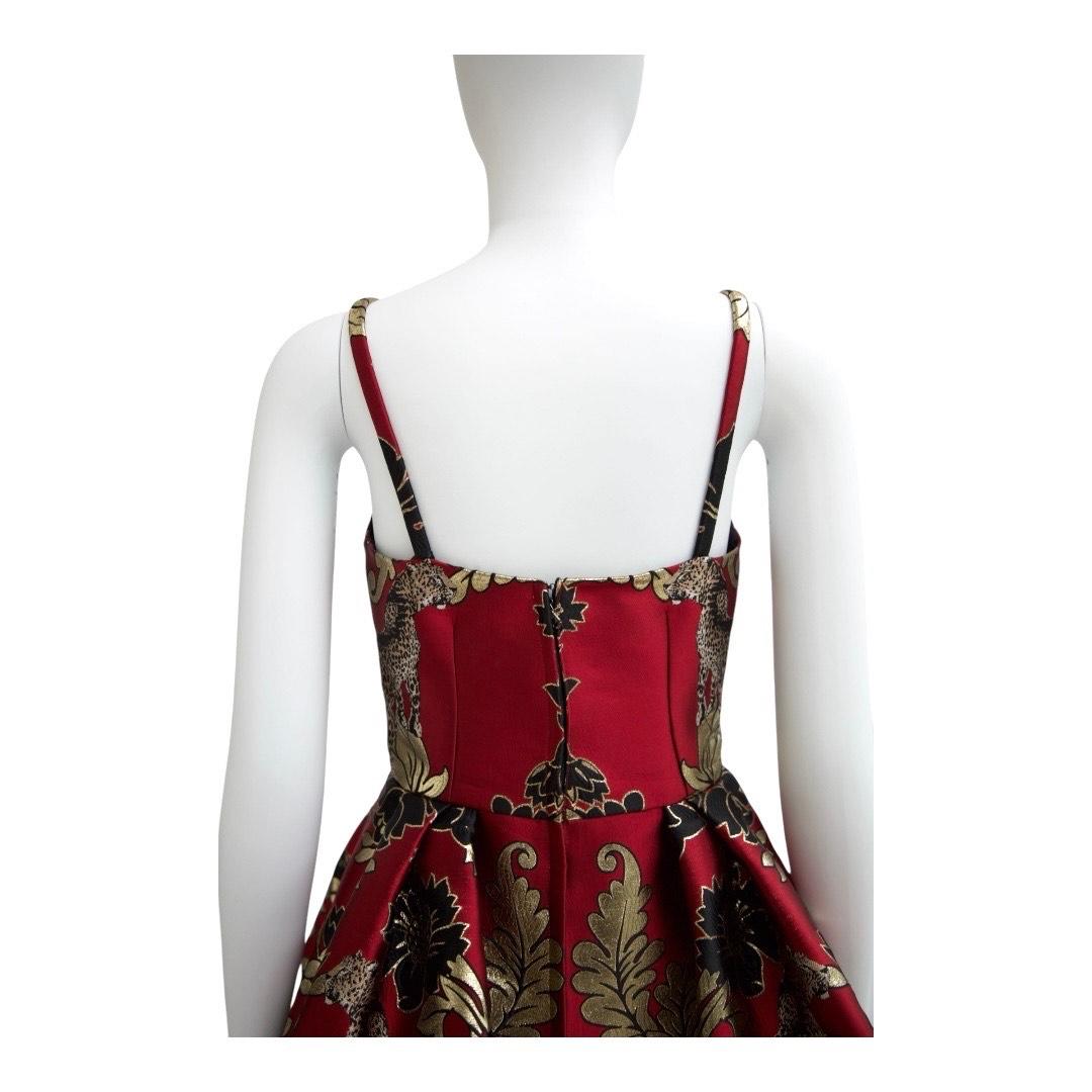 Dolce & Gabbana 2019 Red & Gold Brocade Mini Dress For Sale 1