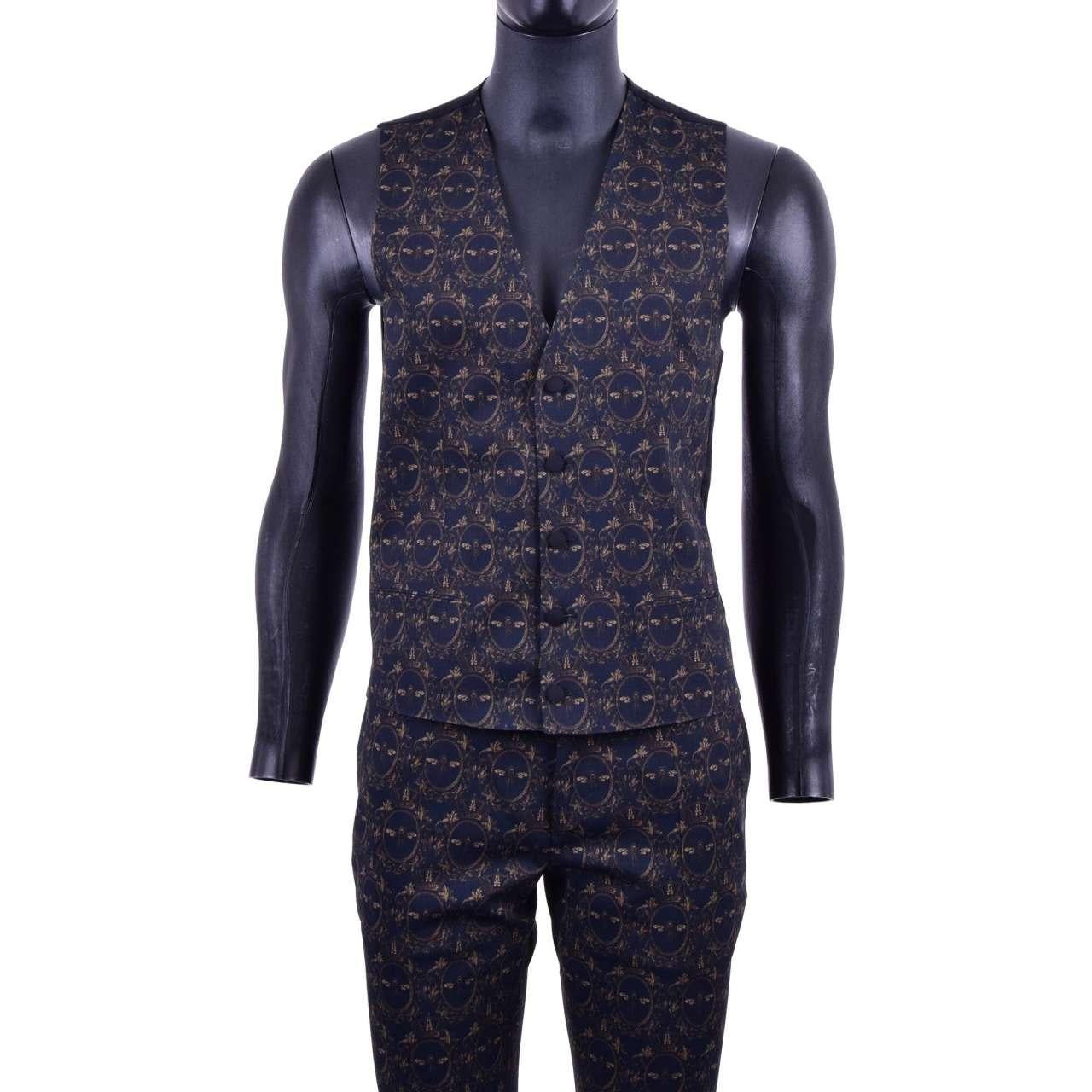 Dolce & Gabbana - 3-Pieces Bee Crown Suit Blue Gold 44 In Excellent Condition For Sale In Erkrath, DE