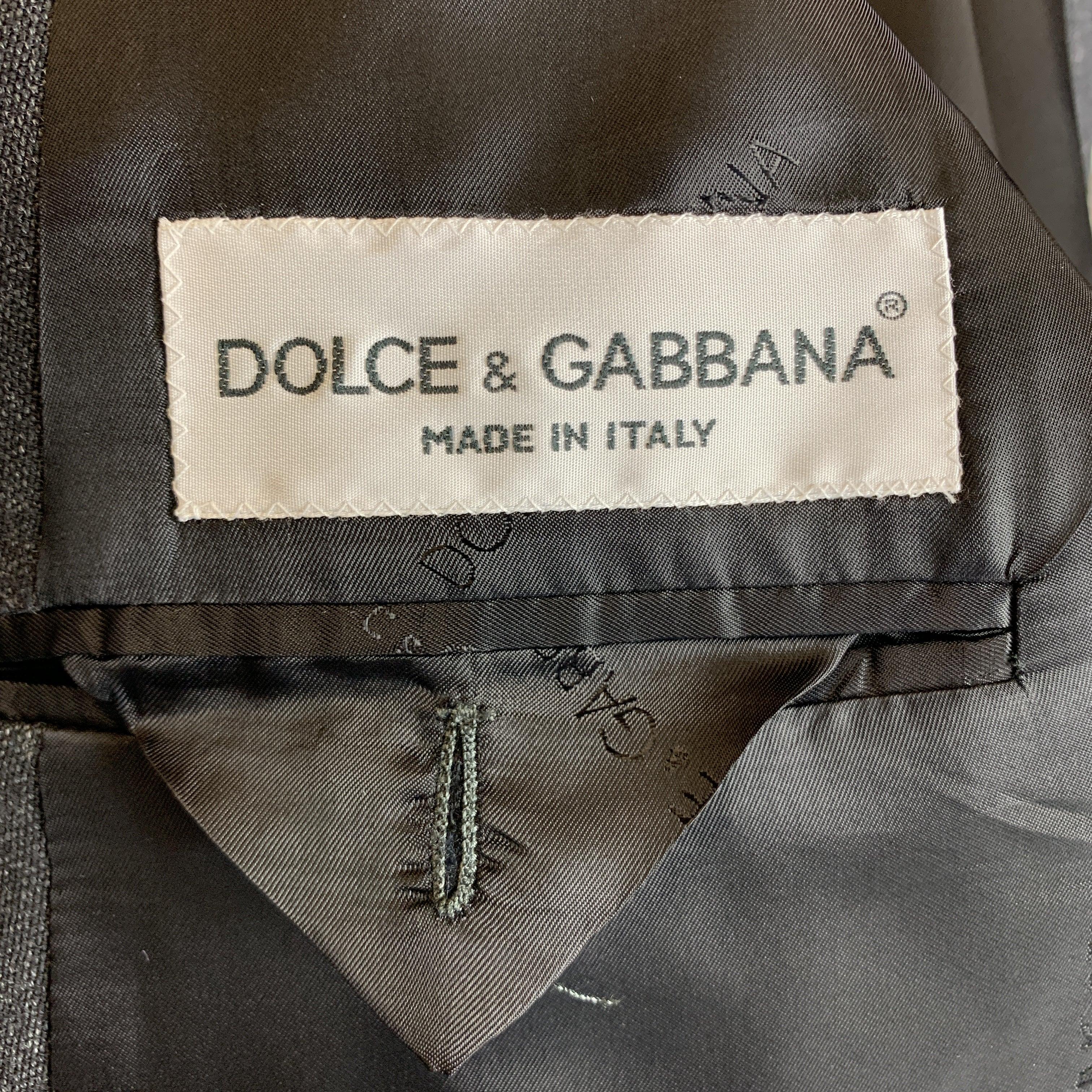 DOLCE & GABBANA 40 Charcoal Solid Wool Blend Notch Lapel  Sport Coat For Sale 2