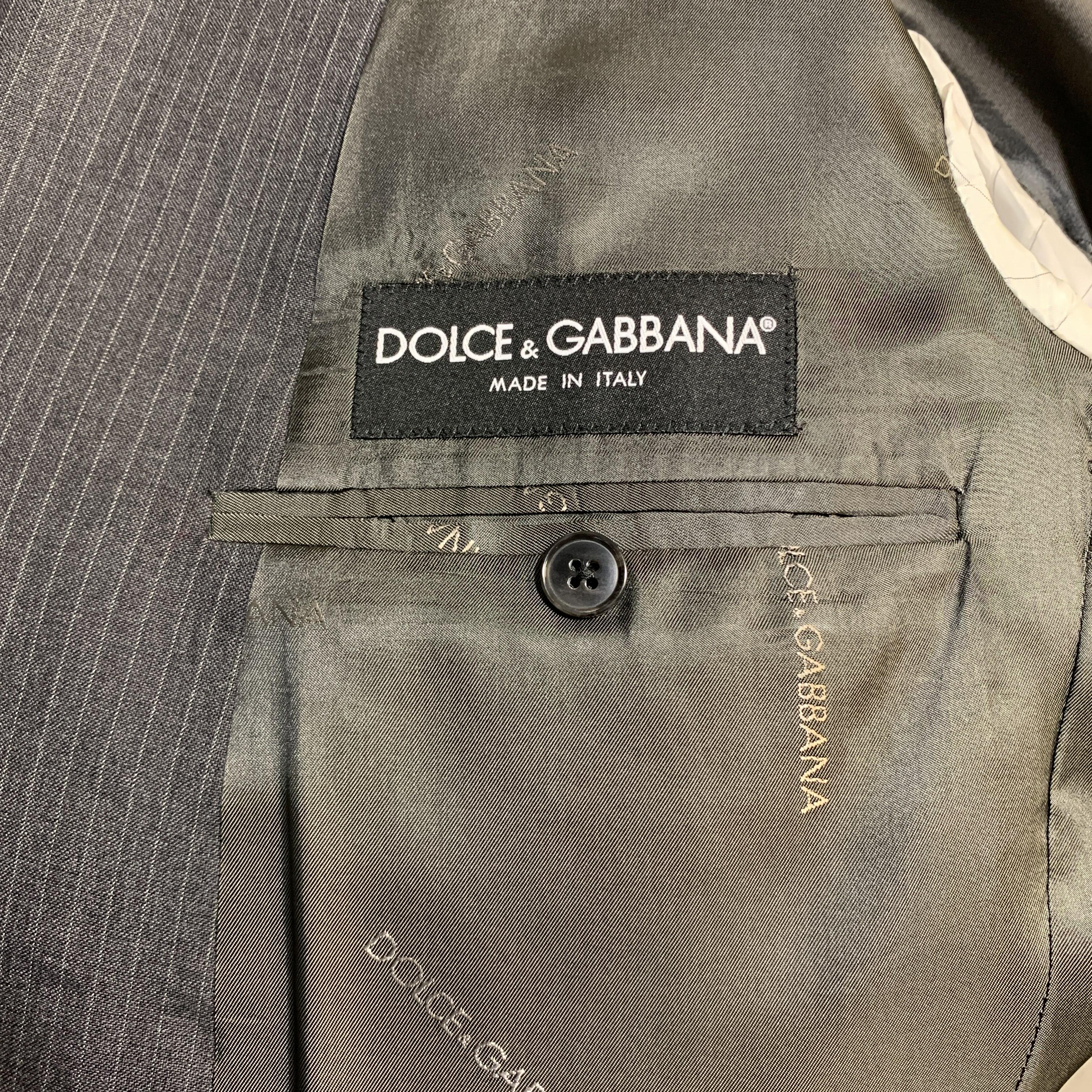 DOLCE & GABBANA 48 Long Charcoal Stripe Wool Peak Lapel Sport Coat In Excellent Condition In San Francisco, CA