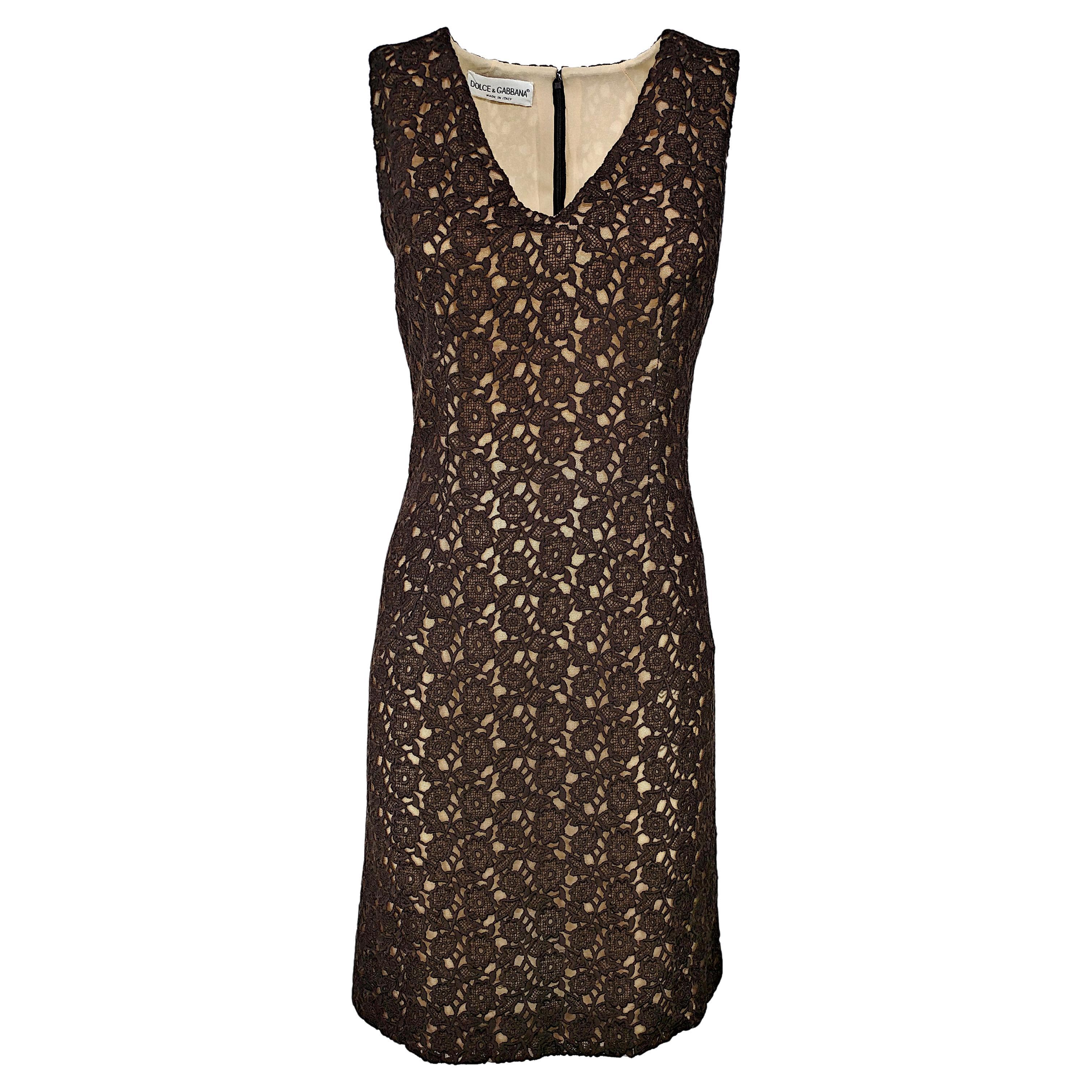 DOLCE & GABBANA - 80s Super-rare Vintage Brown Lace Sheath Dress  Size 4US 36EU For Sale