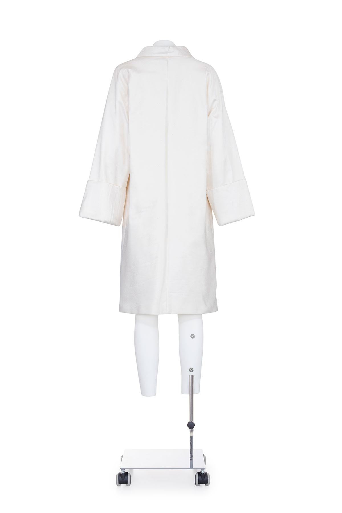 Gray DOLCE & GABBANA 90's Rare Silk Shantung Coat in vendita