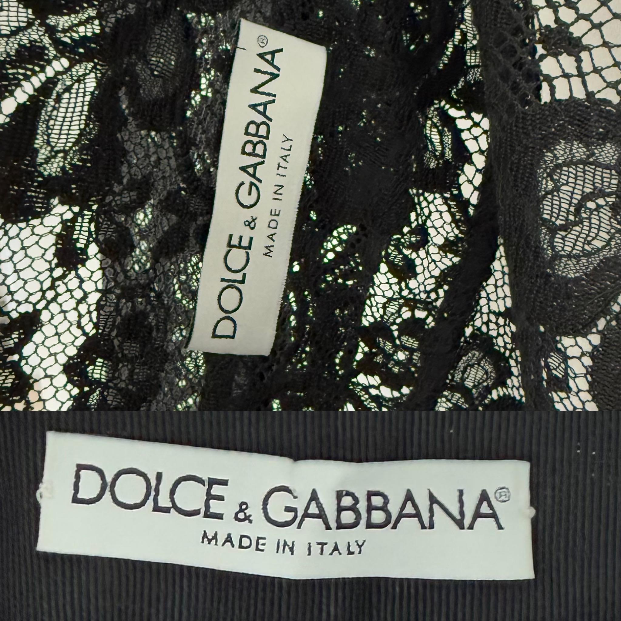 Dolce & Gabbana
1990's
Vintage
Jet black lace
Sheer
Jacket has snaps for closure
Pants zip up
Size IT42 but jacket fits like IT40 and pants like IT38
Comp tag cut out because it was bright white and showing, feels like cotton
Excellent Condition,