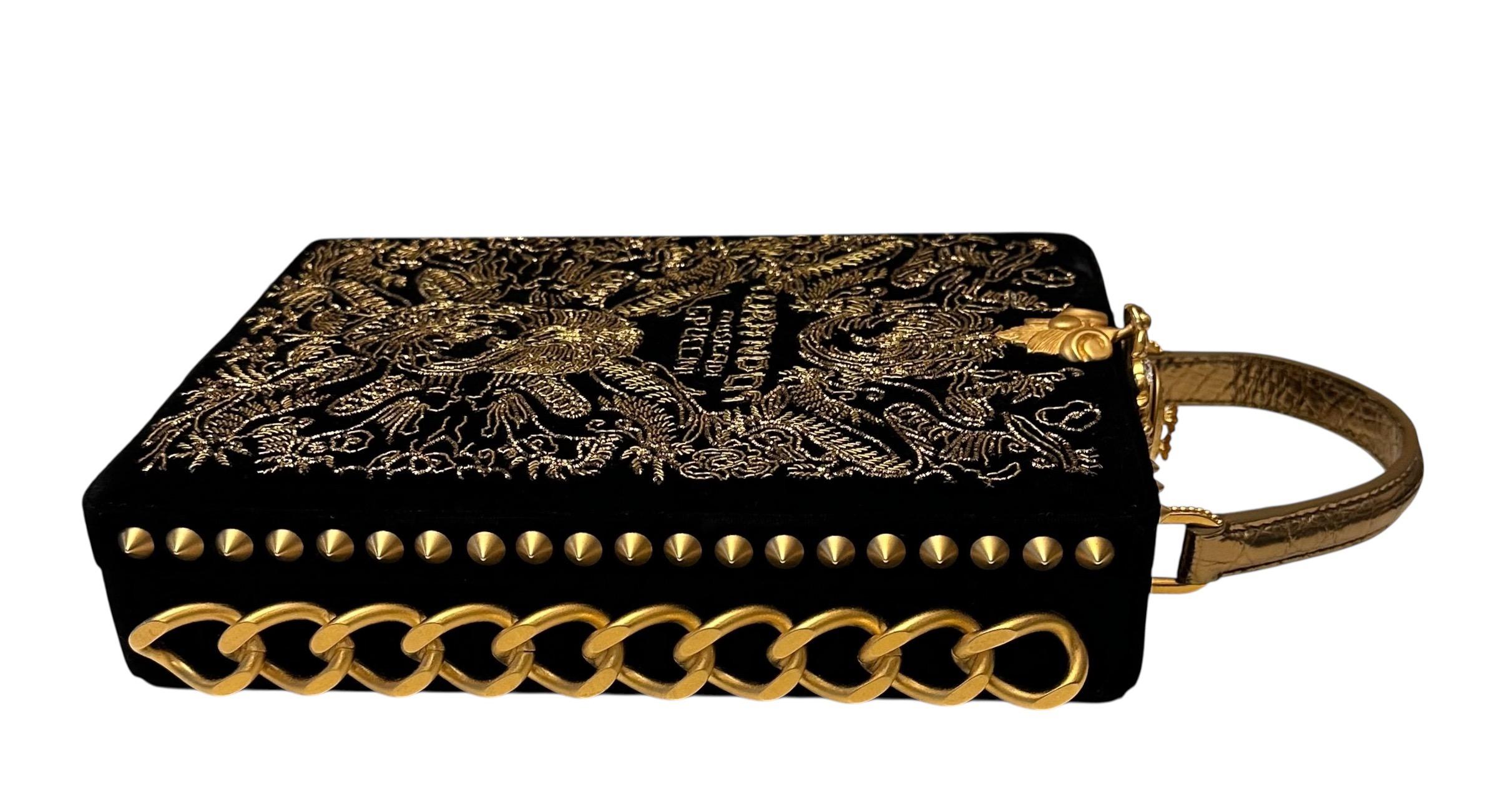 Dolce & Gabbana Alta Moda FW2016 Borsa Giacomo Puccini Turandot Oro Nero in vendita 10