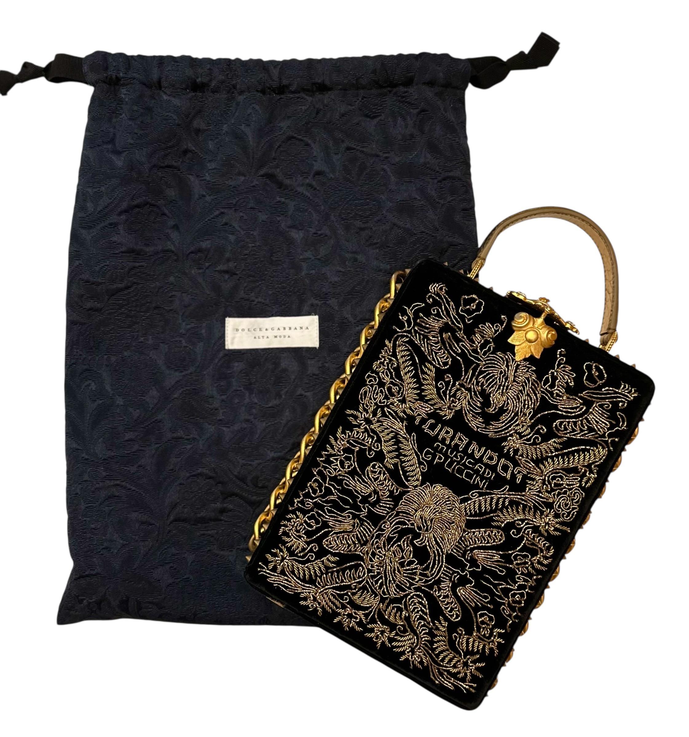 Dolce & Gabbana Alta Moda FW2016 Borsa Giacomo Puccini Turandot Oro Nero in vendita 12