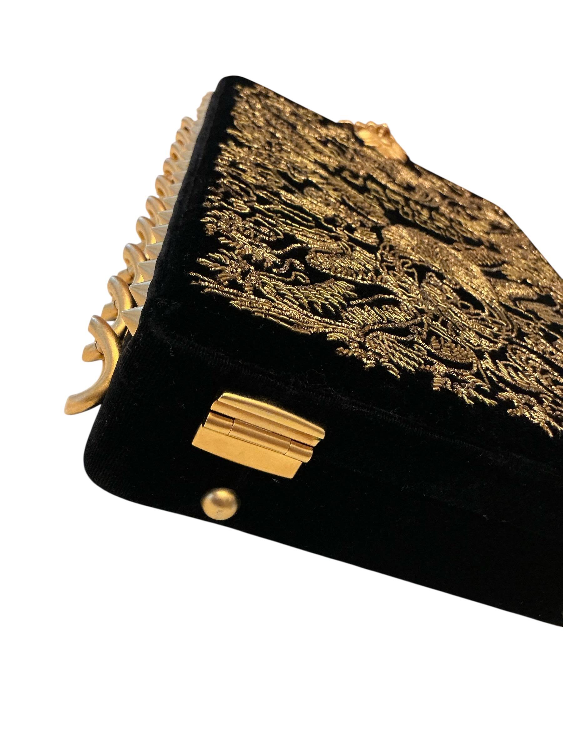 Dolce & Gabbana Alta Moda FW2016 Borsa Giacomo Puccini Turandot Oro Nero in vendita 14