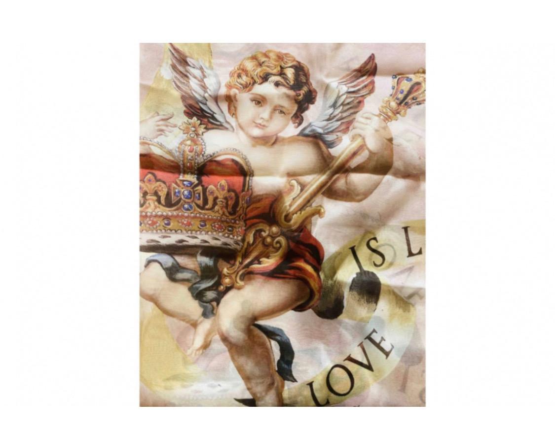 Dolce & Gabbana Angels Amore e
Belezza Printed silk scarf wrap In New Condition In WELWYN, GB