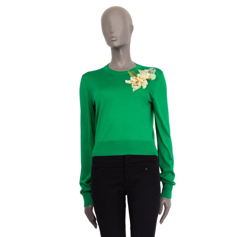 DOLCE and GABBANA apple green silk FLOWER EMBELLISHED SHORT Sweater 42 M  For Sale at 1stDibs