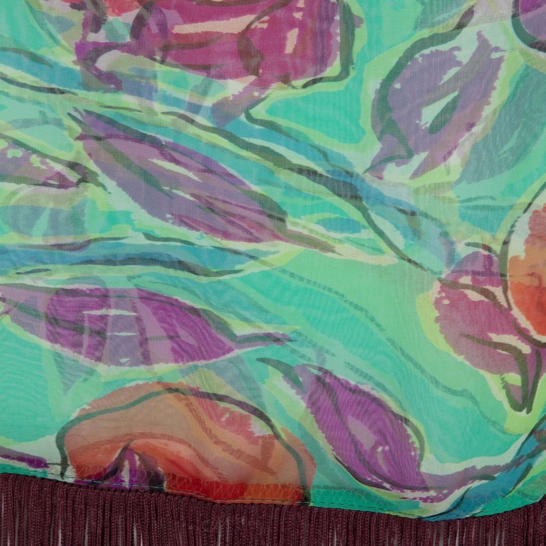 Dolce & Gabbana Apple Print Silk Scarf In New Condition For Sale In London, GB