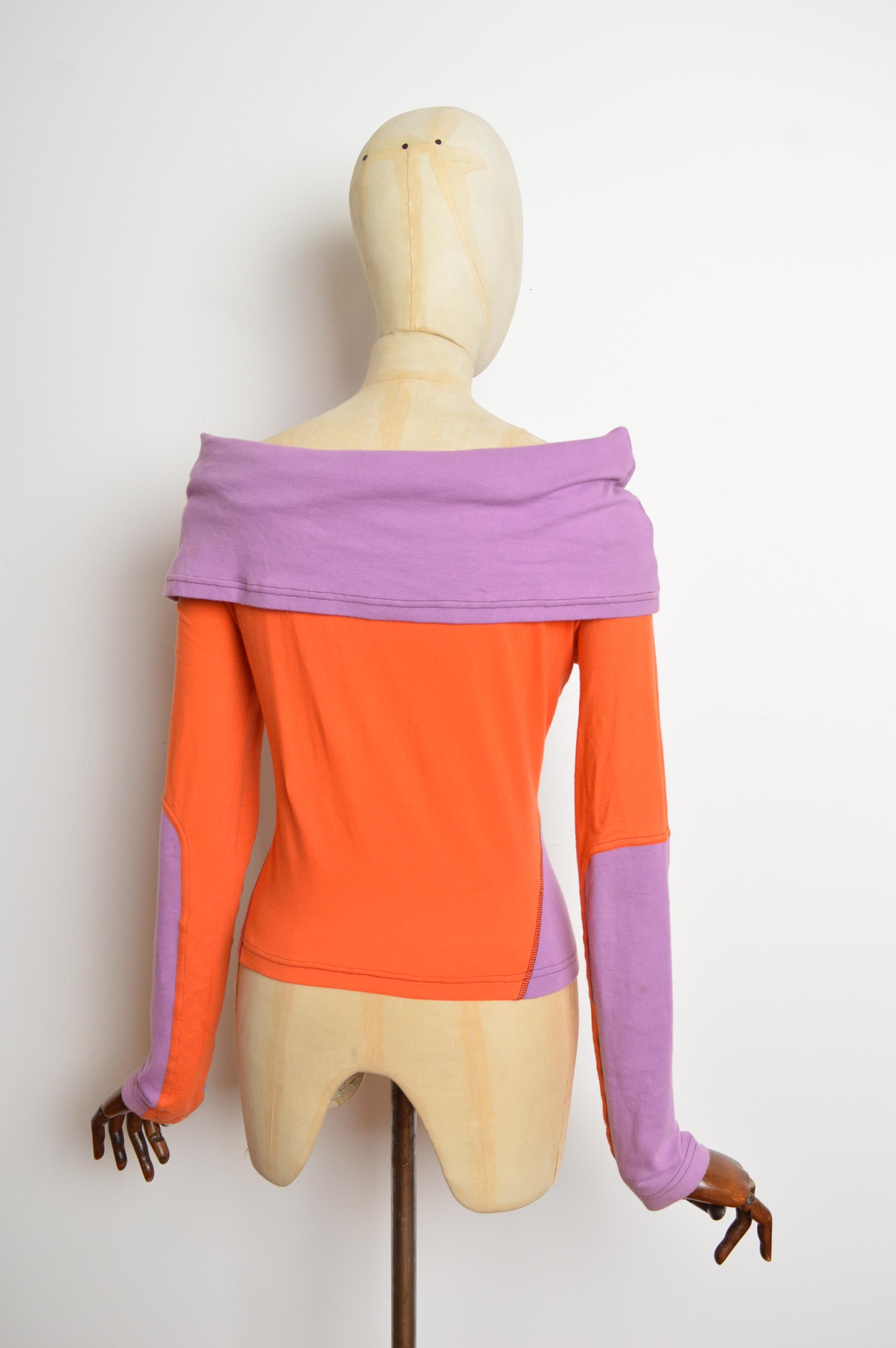 Dolce & Gabbana Art Nouveau Y2k Purple Long sleeve Off shoulder Slouchy Top en vente 4