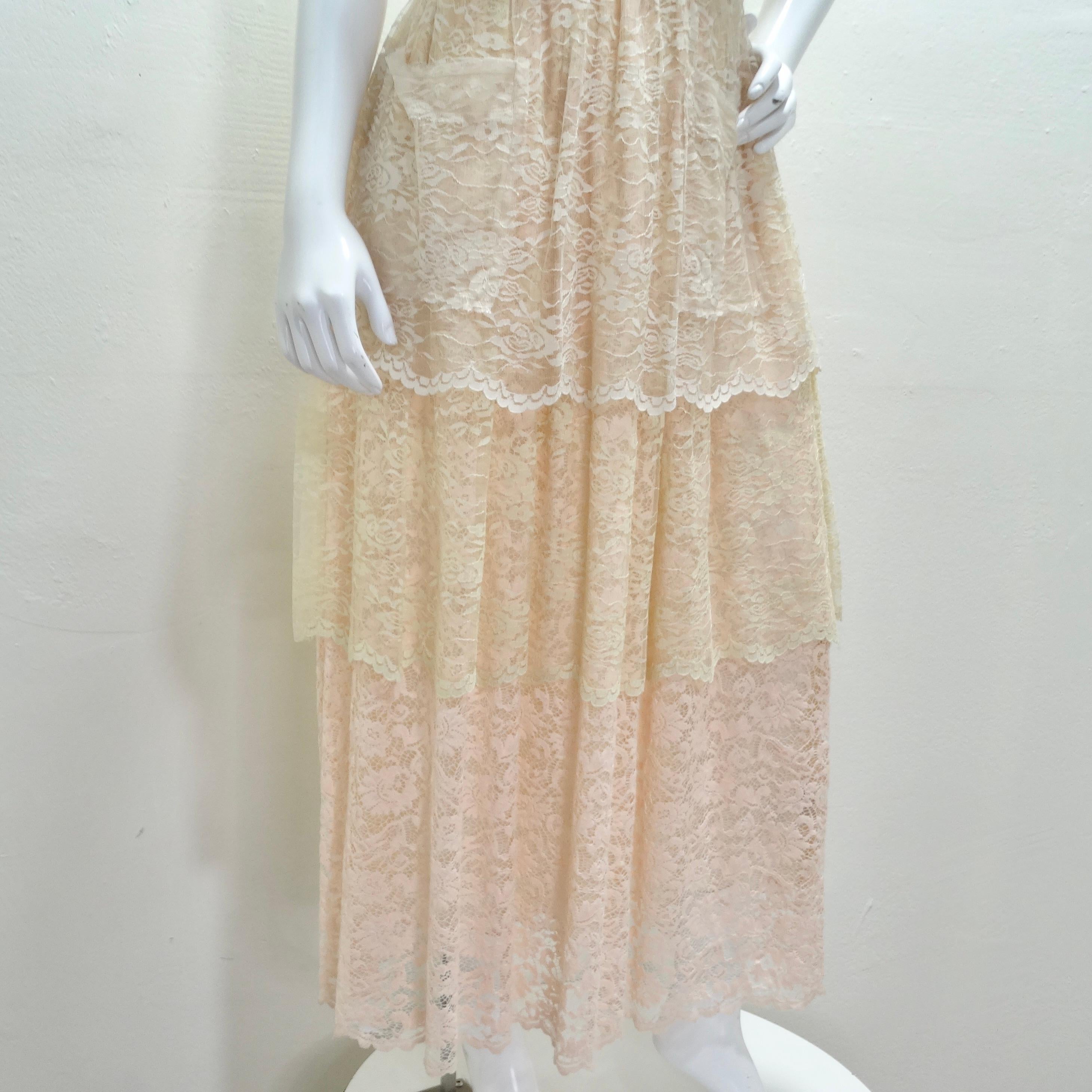 Dolce & Gabbana Baby Pink Lace Dress In Good Condition For Sale In Scottsdale, AZ