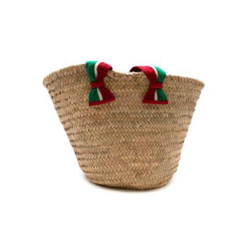 Dolce & Gabbana Baci Kendra Basket Tote

- Woven raffia open tote with Baci embroidered
- Floral cotton lining
- Italian flag woven handles 
- Flat base 

Made in Italy




PLEASE NOTE, THESE ITEMS ARE PRE-OWNED AND MAY SHOW SIGNS OF BEING STORED