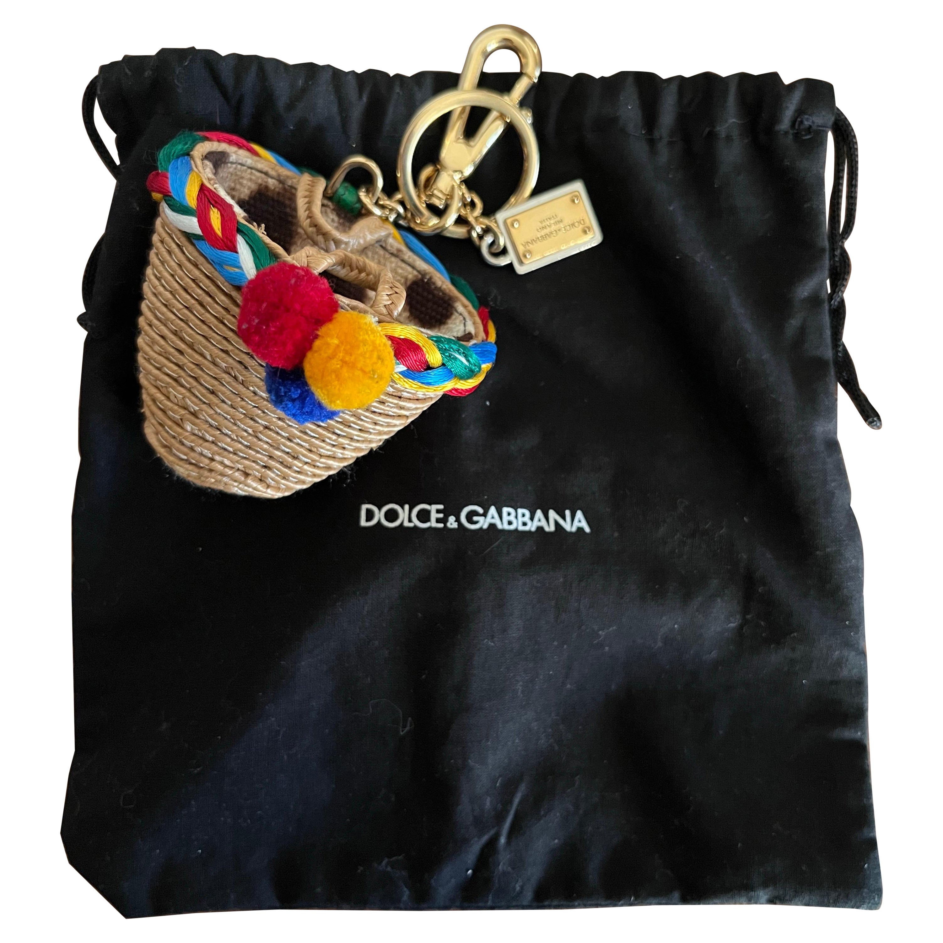 Dolce 
Gabbana bag and keychain charm im Angebot