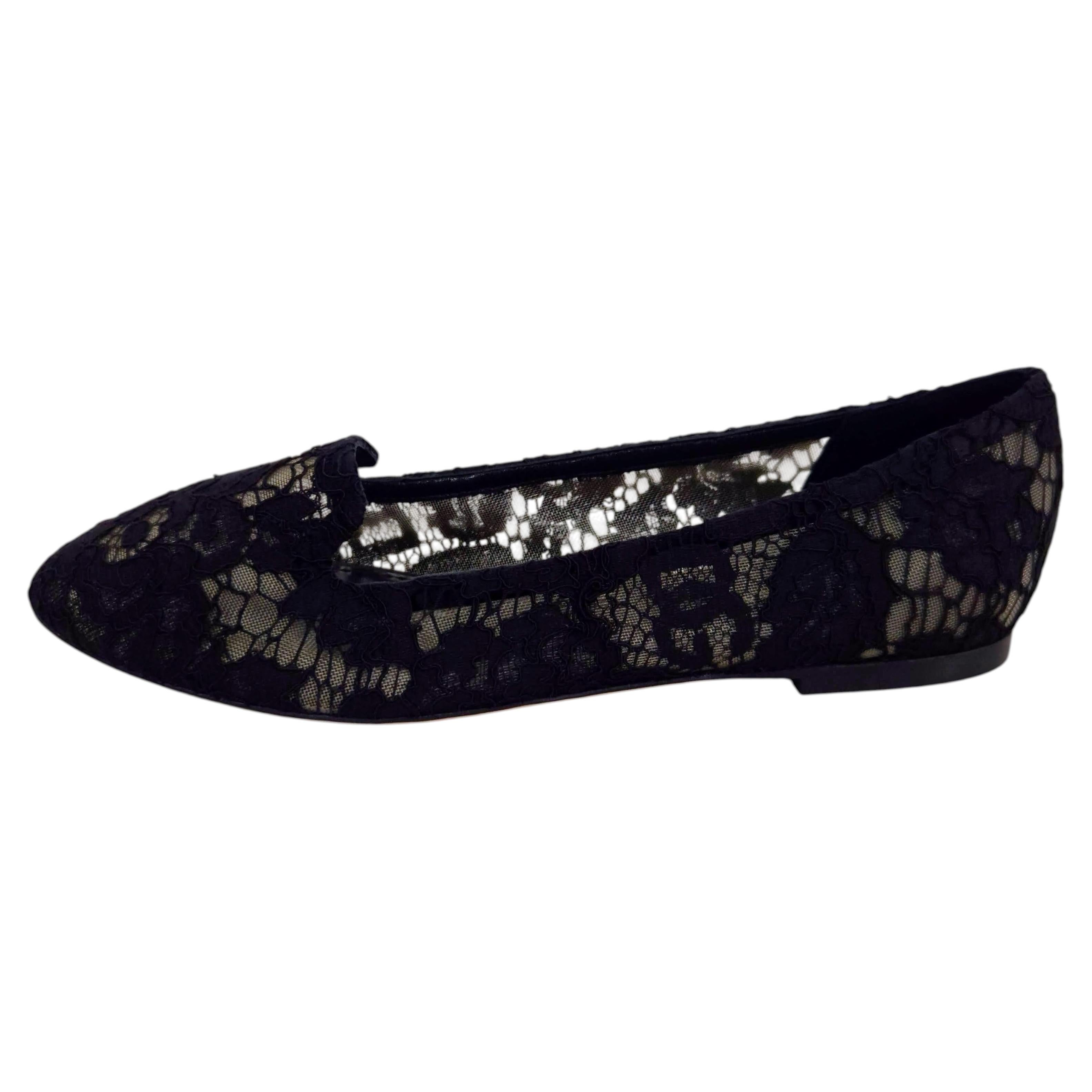 Pre-owned Dolce & Gabbana Black Lace Ballet Flats