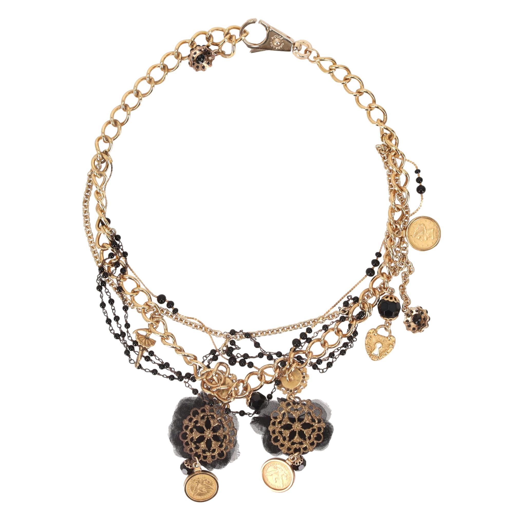Dolce & Gabbana - Collier de chaîne baroque à multiples ornements en dentelle, fleurs et pièces de monnaie en vente 3