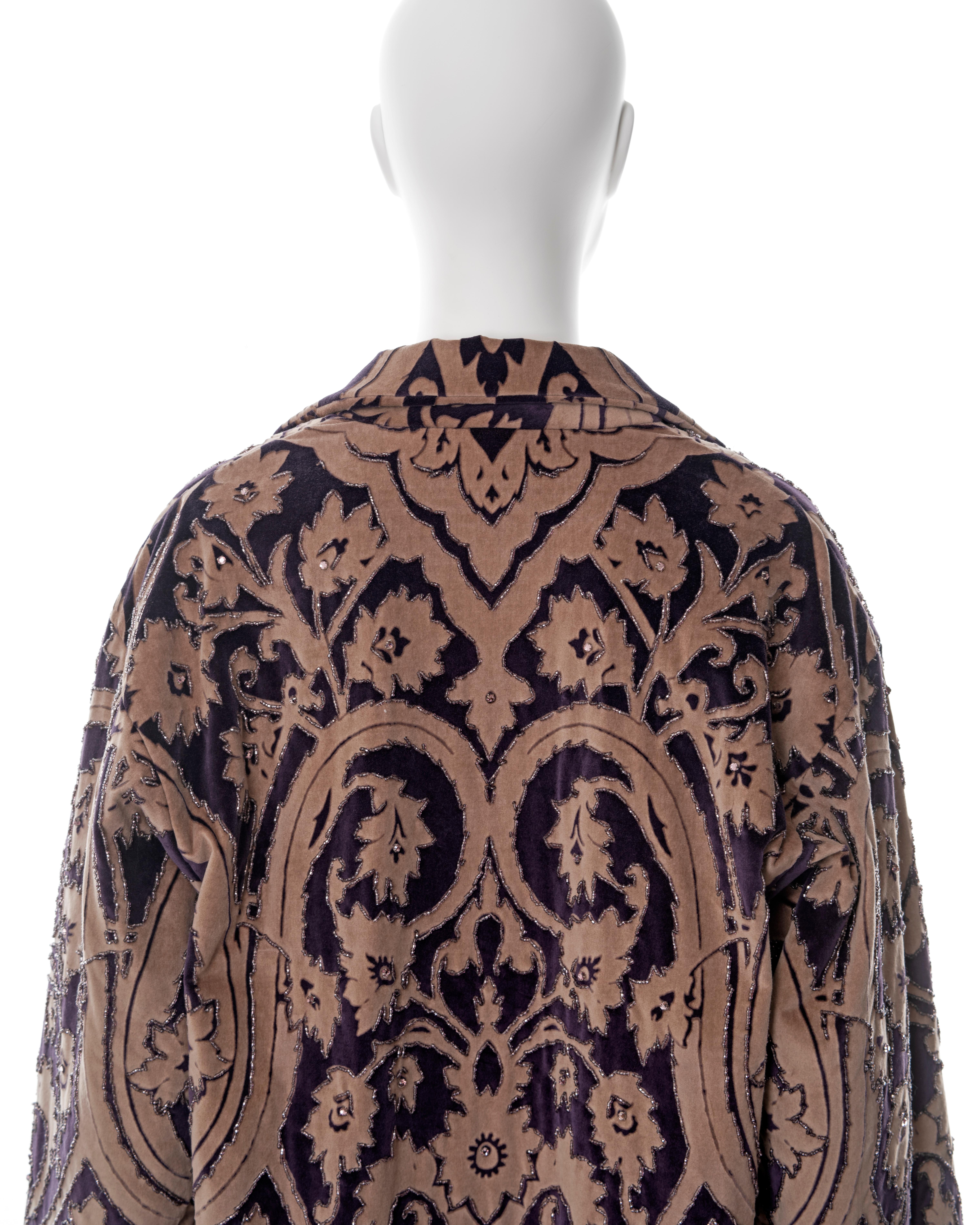 Dolce & Gabbana beaded mauve velvet brocade evening coat, fw 1998 For Sale 6