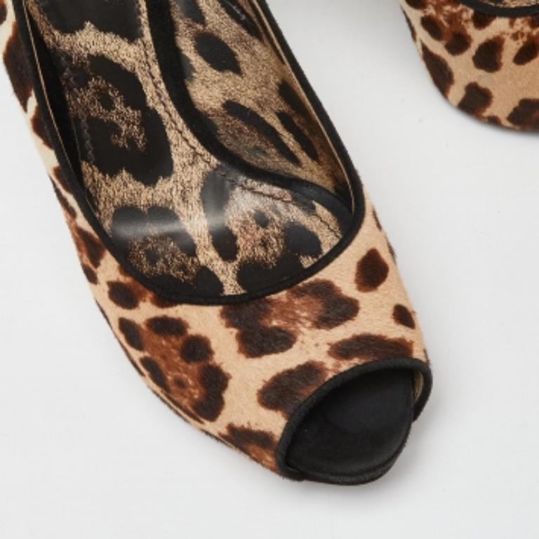 De las mujeres Bombas Dolce & Gabbana beige/marrón con estampado de leopardo en piel de becerro tamaño 39 en venta