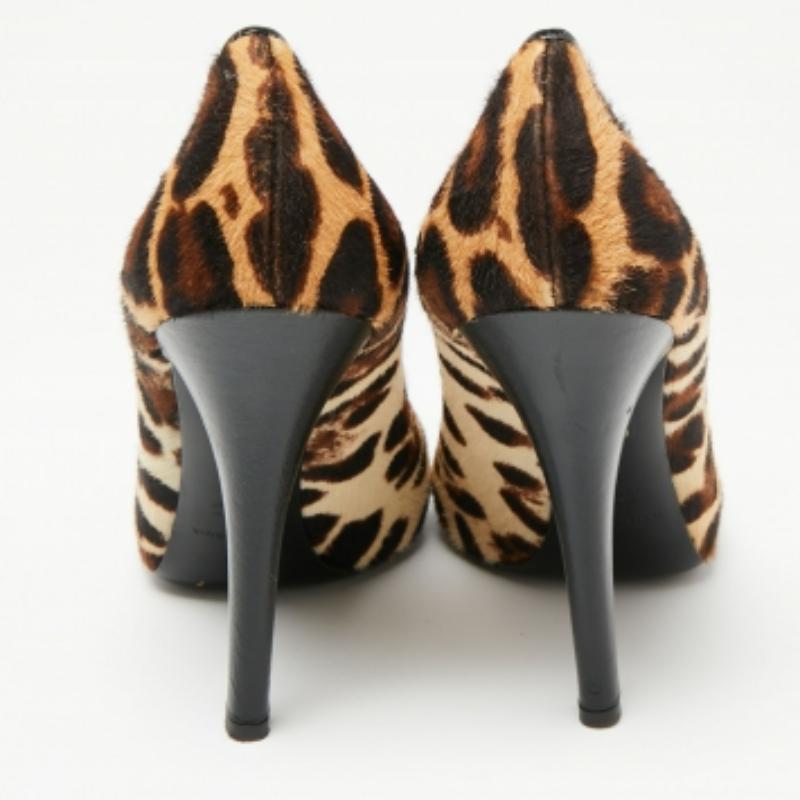 Dolce & Gabbana Beige/Brown Pony Hair Leopard Print Platform Pumps Size 40 For Sale 3