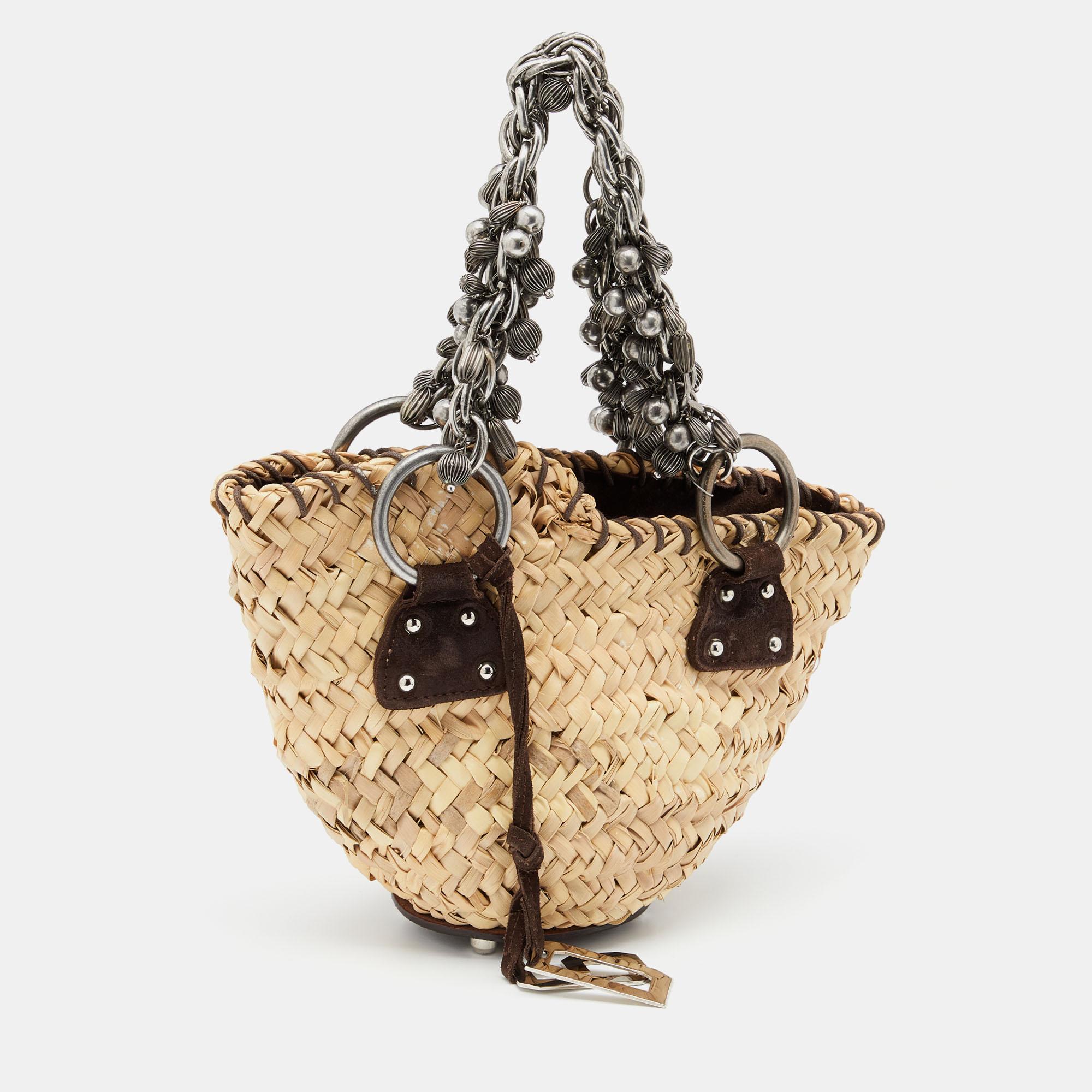 Dolce & Gabbana Beige/Brown Straw And Suede Metal Charm Handle Tote In Good Condition In Dubai, Al Qouz 2