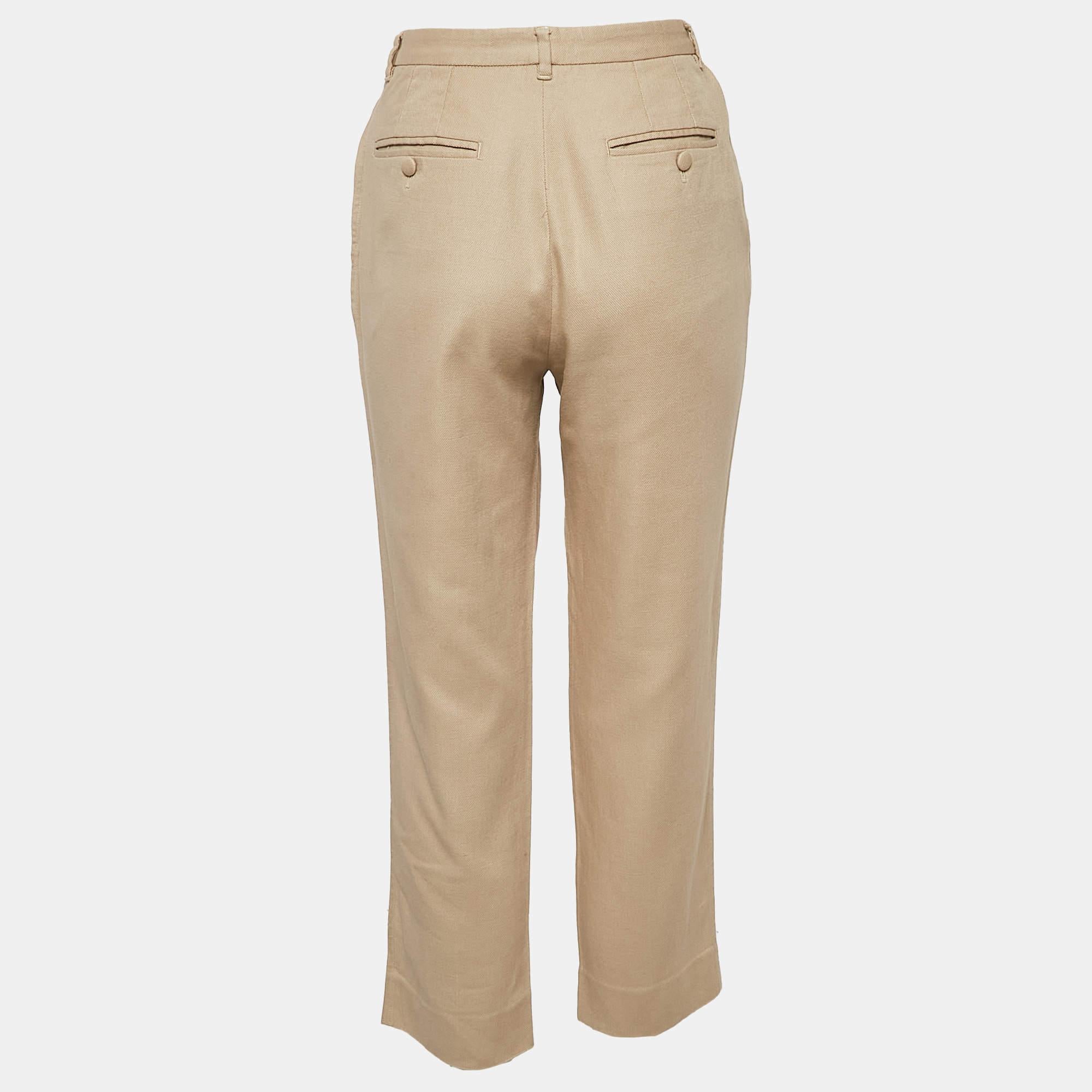 Mejora tu atuendo formal con este pantalón. Diseñados con una silueta y un ajuste magníficos, estos pantalones te darán un aspecto elegante.