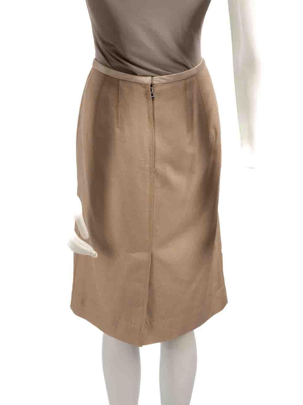 Dolce & Gabbana Beige Knee Length Pencil Skirt Size XXS In Excellent Condition For Sale In London, GB