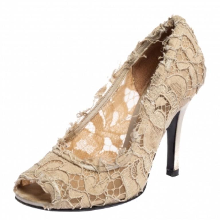 Women's Dolce & Gabbana Beige Lace Peep Toe Pumps Size 37.5