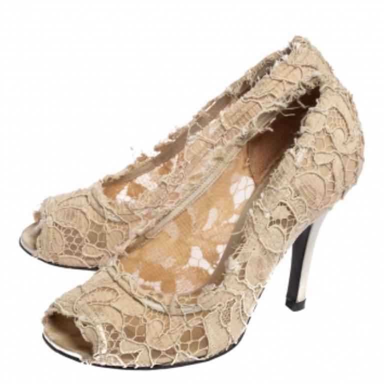 Dolce & Gabbana Beige Lace Peep Toe Pumps Size 37.5 3