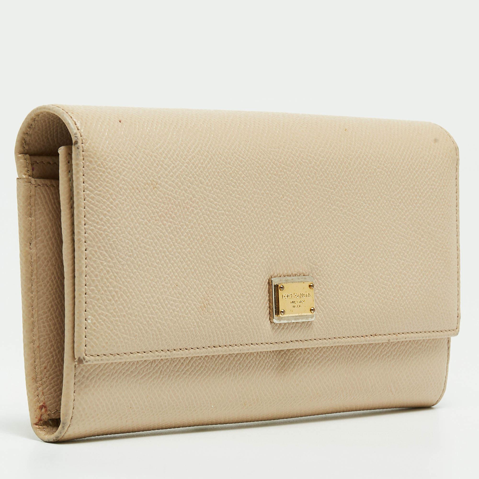 Dolce & Gabbana Beige Leather Dauphine Flap Continental Wallet For Sale 5