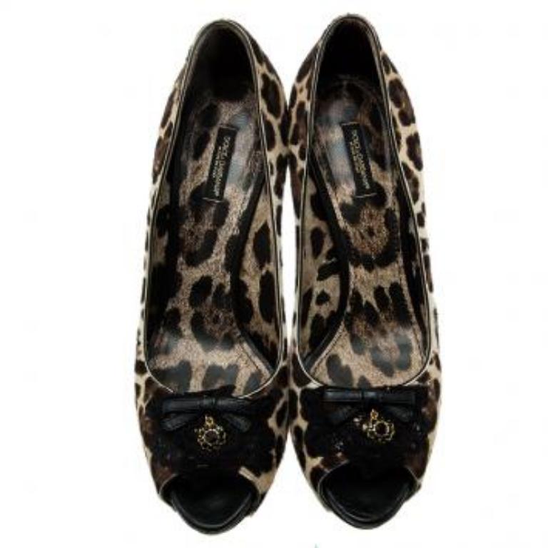Escarpins Dolce & Gabbana beige imprimé léopard avec nœud papillon, taille 40 en vente 5