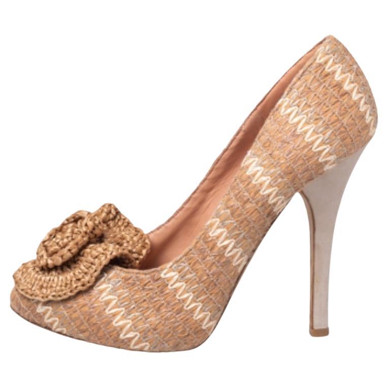 Dolce & Gabbana Beige Raffia And Fabric Flower Pumps Size 39