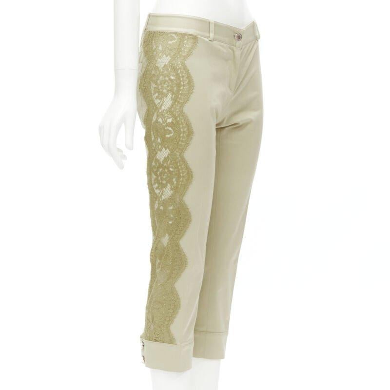 DOLCE GABBANA pantalones cropped beige de encaje transparente con placa metálica S
Referencia: ANWU/A00553
Marca: Dolce & Gabbana
Diseñador: Domenico Dolce y Stefano Gabbana
Material: Sensación de algodón
Color: Beige
Patrón: Sólido
Cierre: