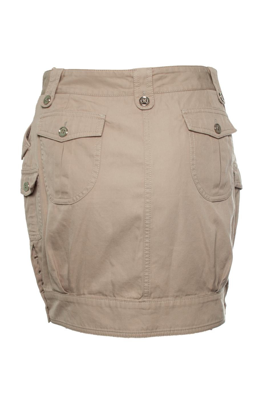 Dolce & Gabbana, beige skirt with buttons In Excellent Condition For Sale In AMSTERDAM, NL