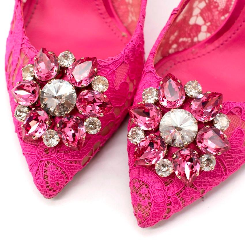 Dolce & Gabbana Belluci Taormina Pink Lace Embellished Pumps - US 9.5 For Sale 2