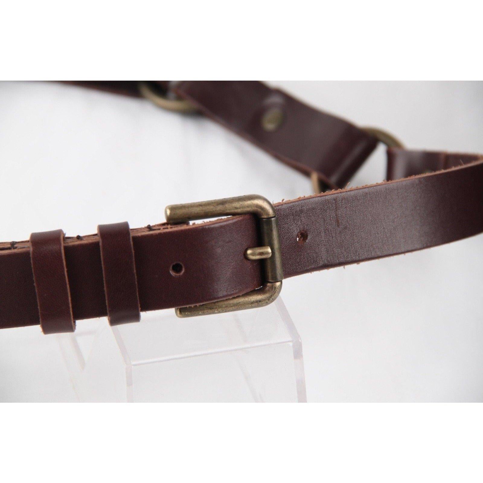 MATERIAL: Leather COLOR: Brown MODEL: Belt GENDER: Women SIZE: 42-90 COUNTRY OF MANUFACTURE: Italy Condition CONDITION DETAILS: B :GOOD CONDITION - Some light wear of use - Gently used! Light scratches due to normal use. Gently used! It will come