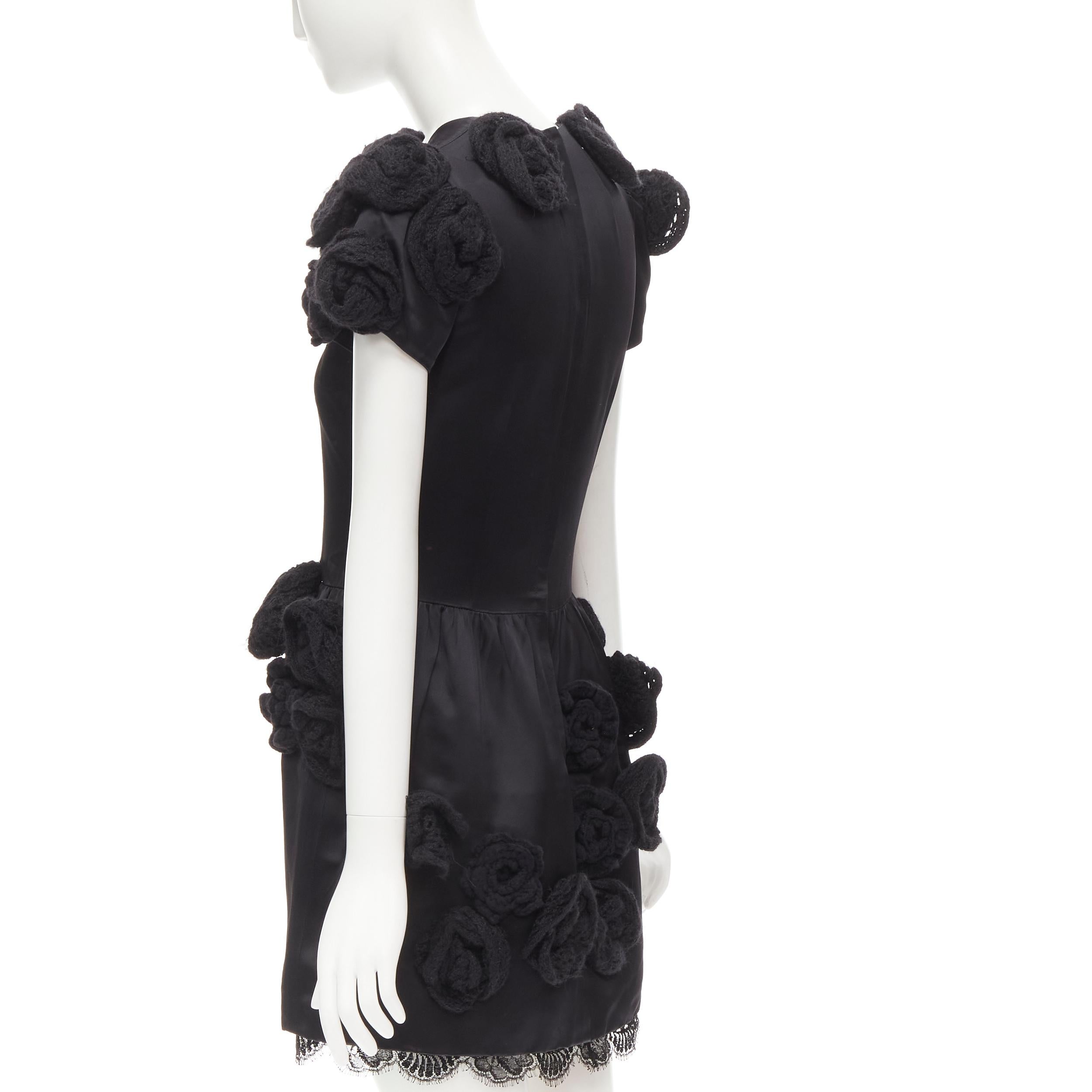 Women's DOLCE GABBANA black 3D wool flower applique lace trimmed dress IT38 XS For Sale