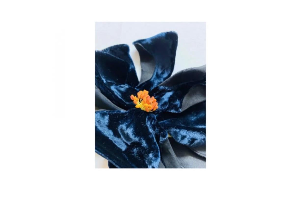  Dolce & Gabbana flower brooch. 
 Length (total) 35 cm. 
 D 12 cm. 
 Material - silk.
 Brand new with tags. 
 Please check out my other DG accessories and shoes! 