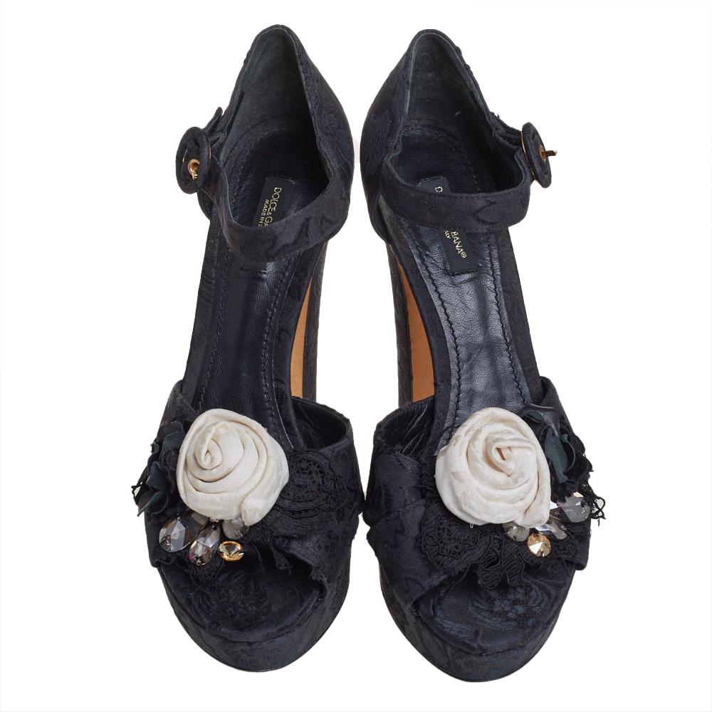 Dolce & Gabbana Black Brocade Floral Ankle Strap Sandals Size 39 In Good Condition In Dubai, Al Qouz 2