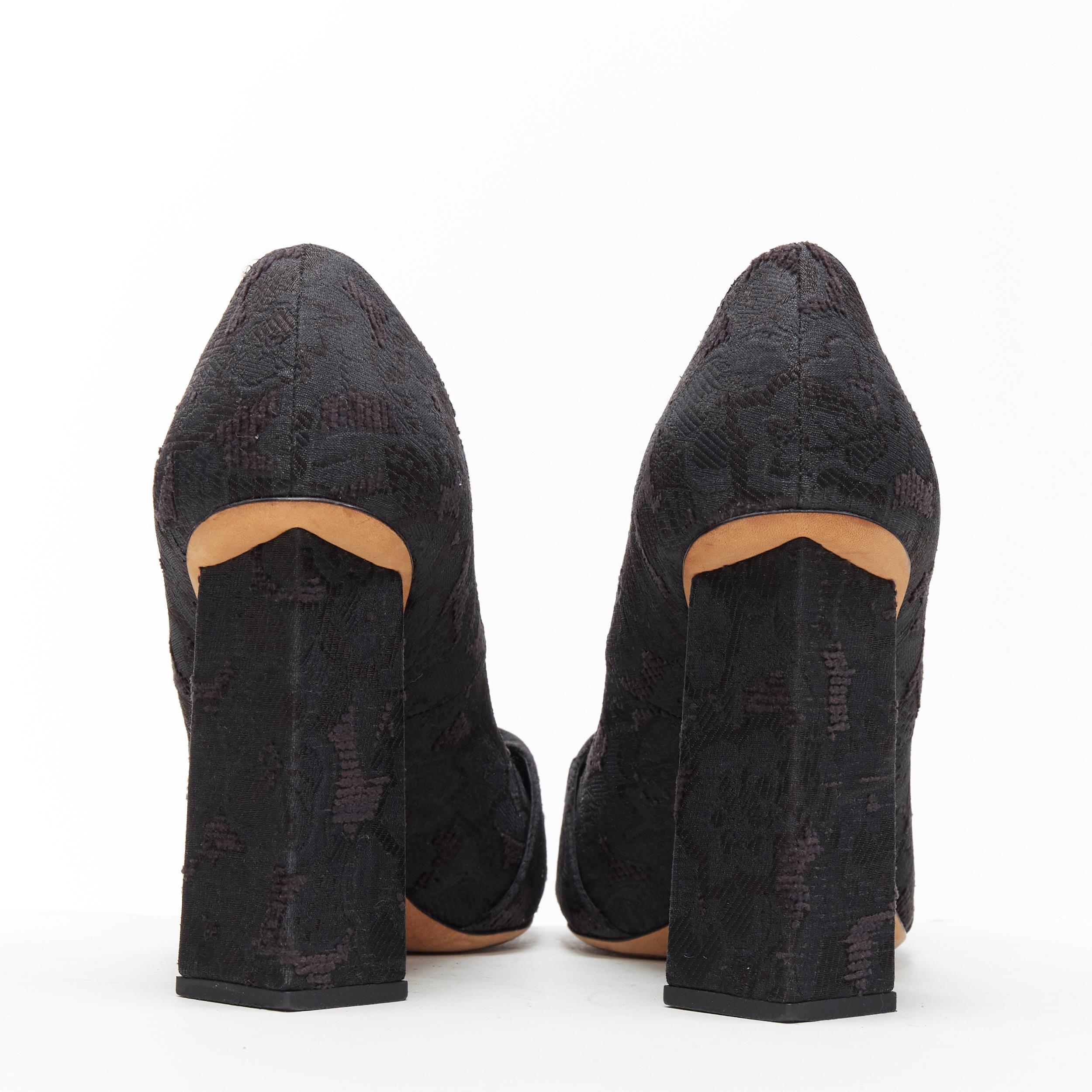 DOLCE GABBANA black brocade strass crystal brooch angular heel pump EU39 In Excellent Condition In Hong Kong, NT