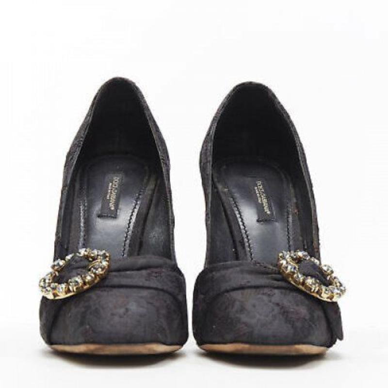 DOLCE GABBANA black brocade strass crystal brooch angular heel pump EU39 US9 In Excellent Condition For Sale In Hong Kong, NT