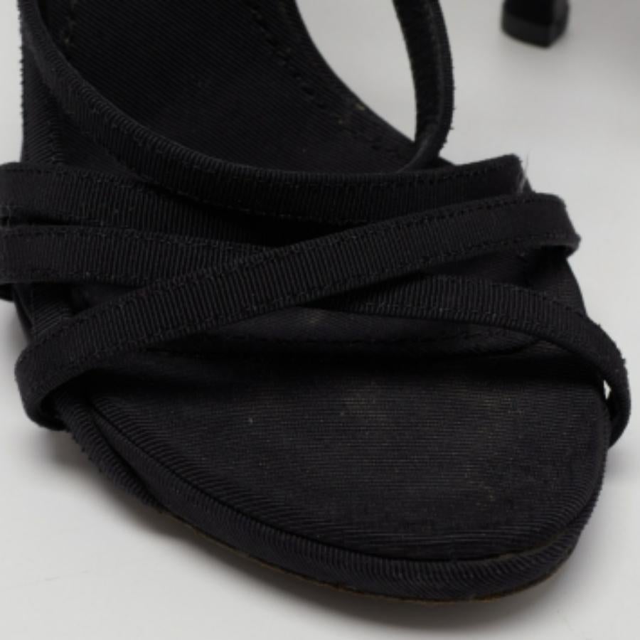 Dolce & Gabbana Sandales à lanières en toile noire, taille 37,5 en vente 2