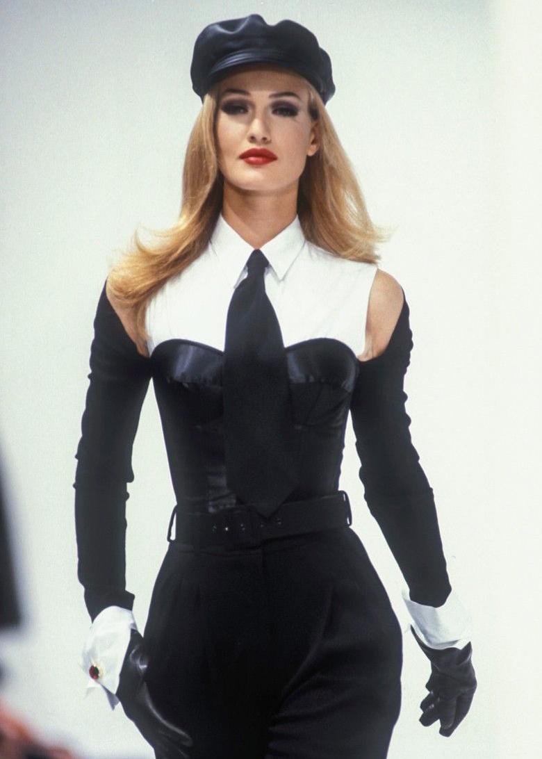 Ensemble corset et leggings noirs Dolce & Gabbana, automne-hiver 1992 en vente 2