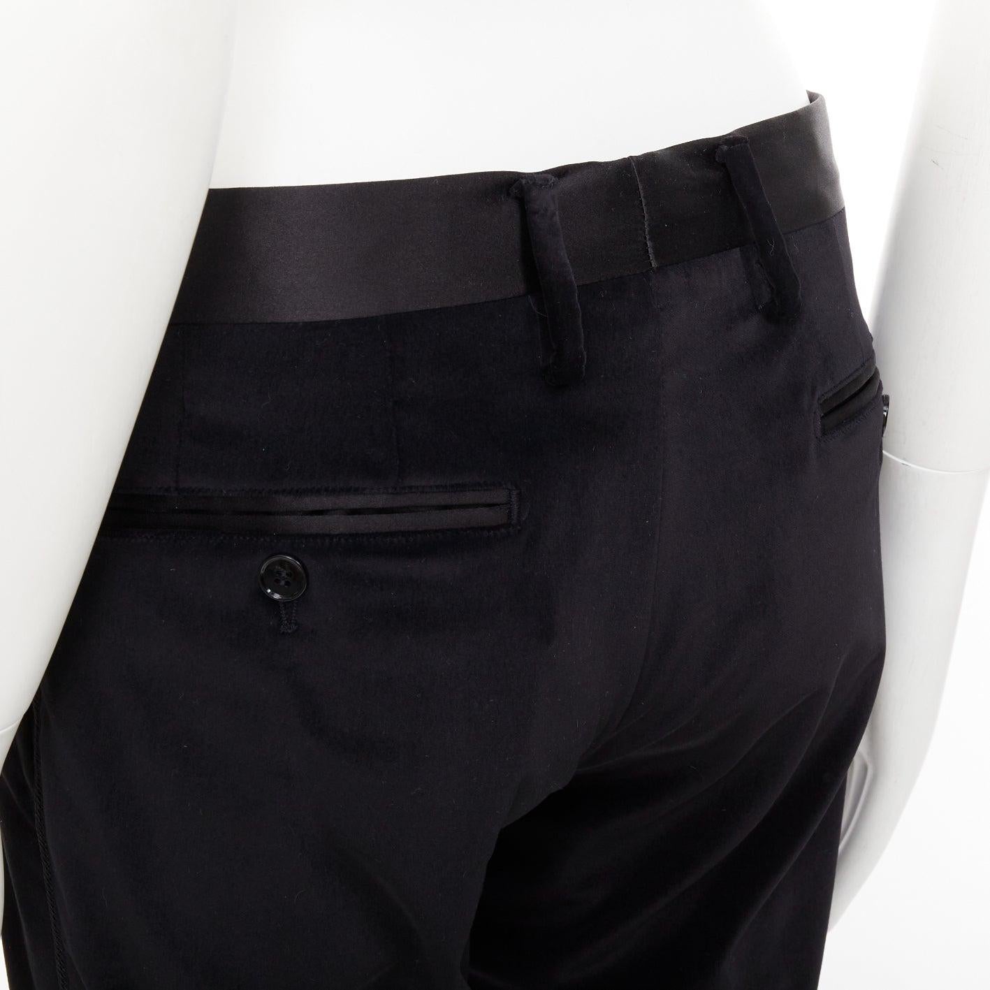 DOLCE GABBANA pantaloni da smoking in velluto nero misto cotone con finiture in raso IT44 XS in vendita 2