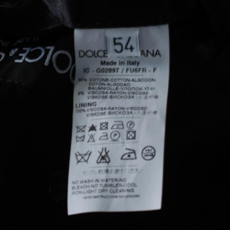 Dolce & Gabbana - Cappotto doppio petto in cotone nero con cintura XXL In condizioni buone in vendita a Dubai, Al Qouz 2