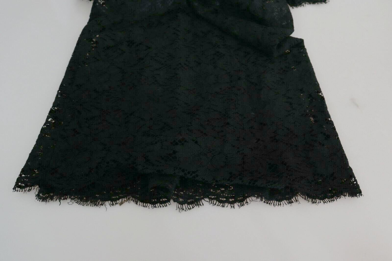 Dolce & Gabbana Schwarzes Midikleid mit kurzen Ärmeln und geblümter Baumwollspitze und Blumen im Angebot 4