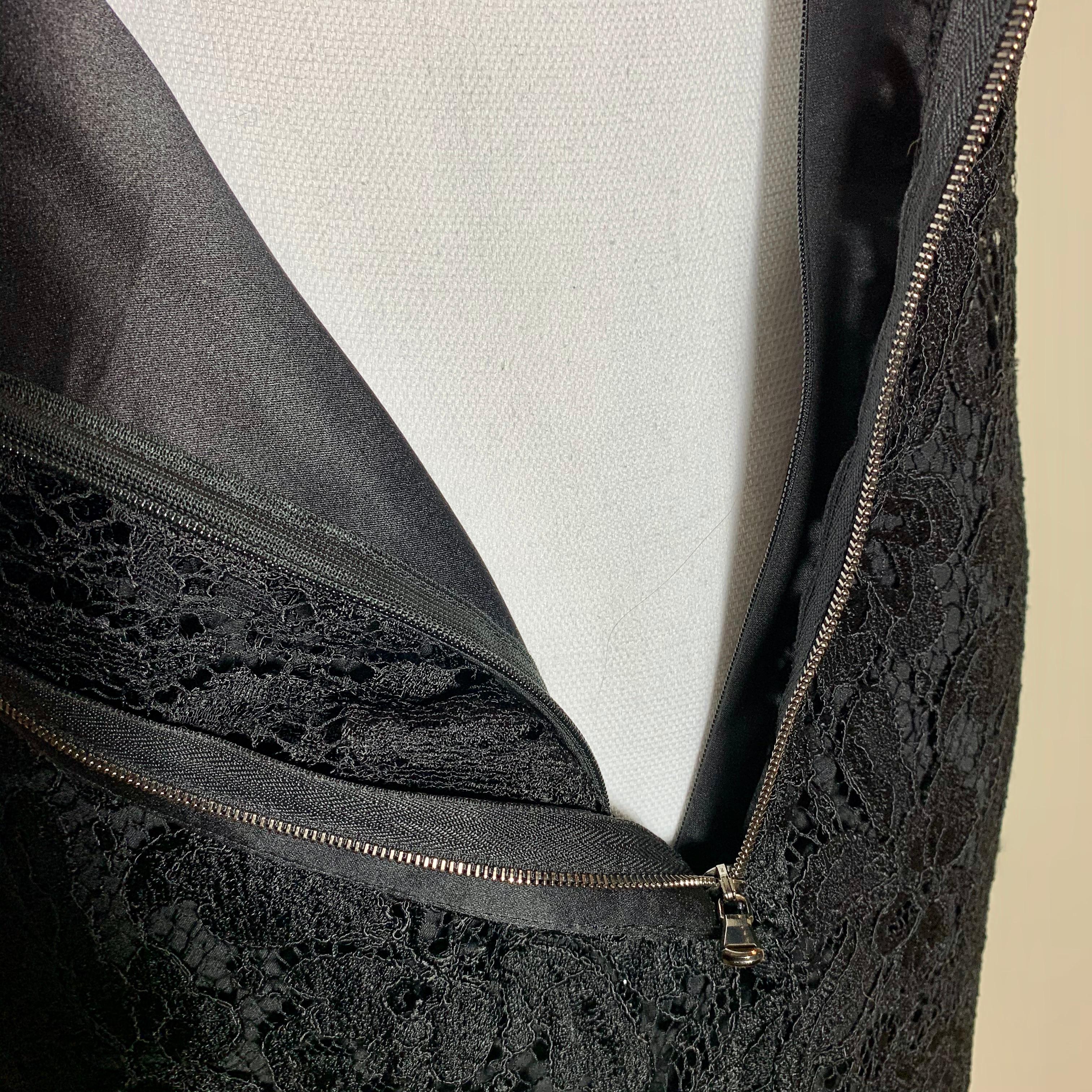 Robe sans manches Dolce & Gabbana, doublée de dentelle de coton et de soie noire avec étiquettes, Italie en vente 3